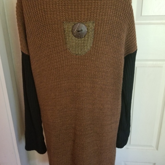 Sweater - Picture 2 of 5